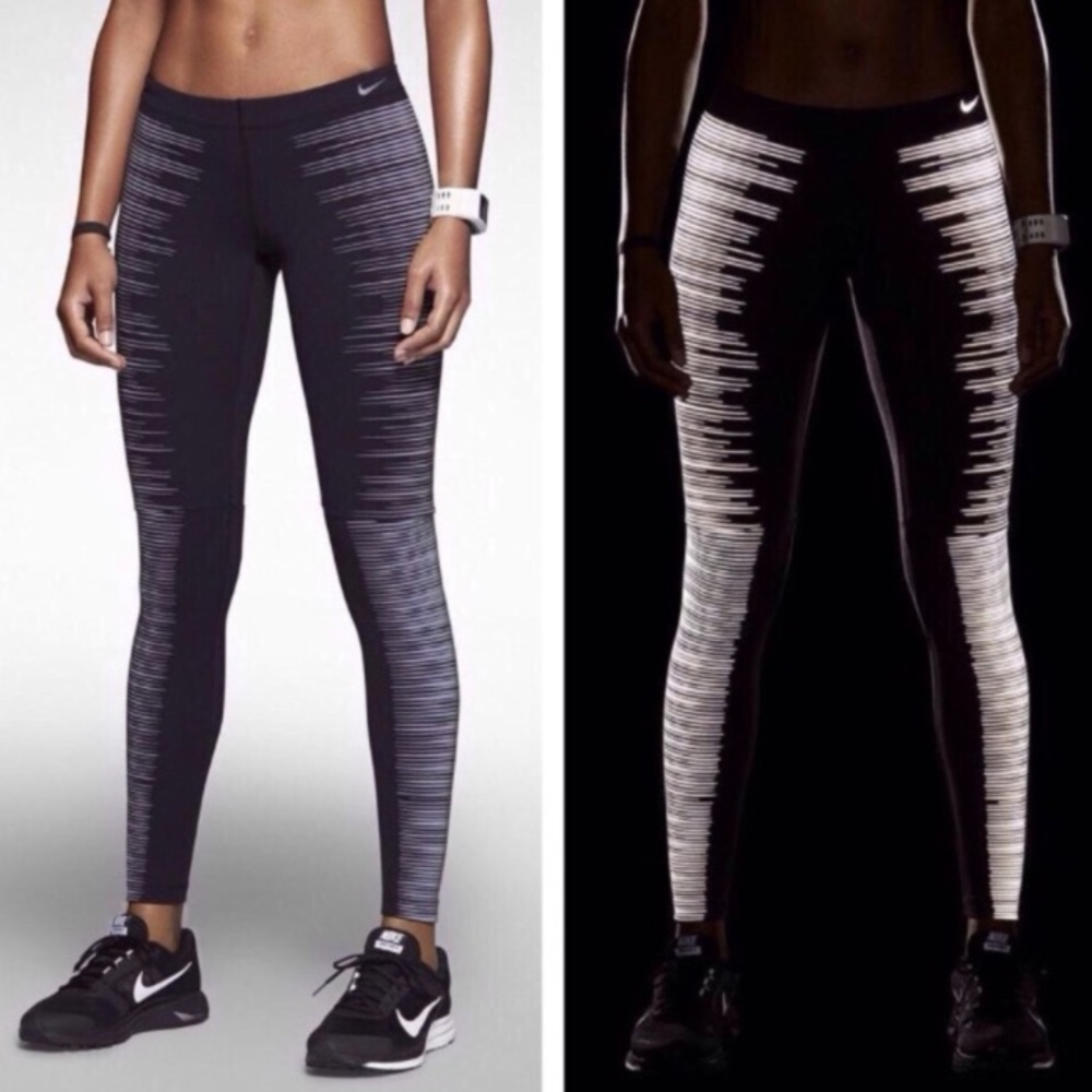 Last pair! Nike reflector leggings *Rare find*